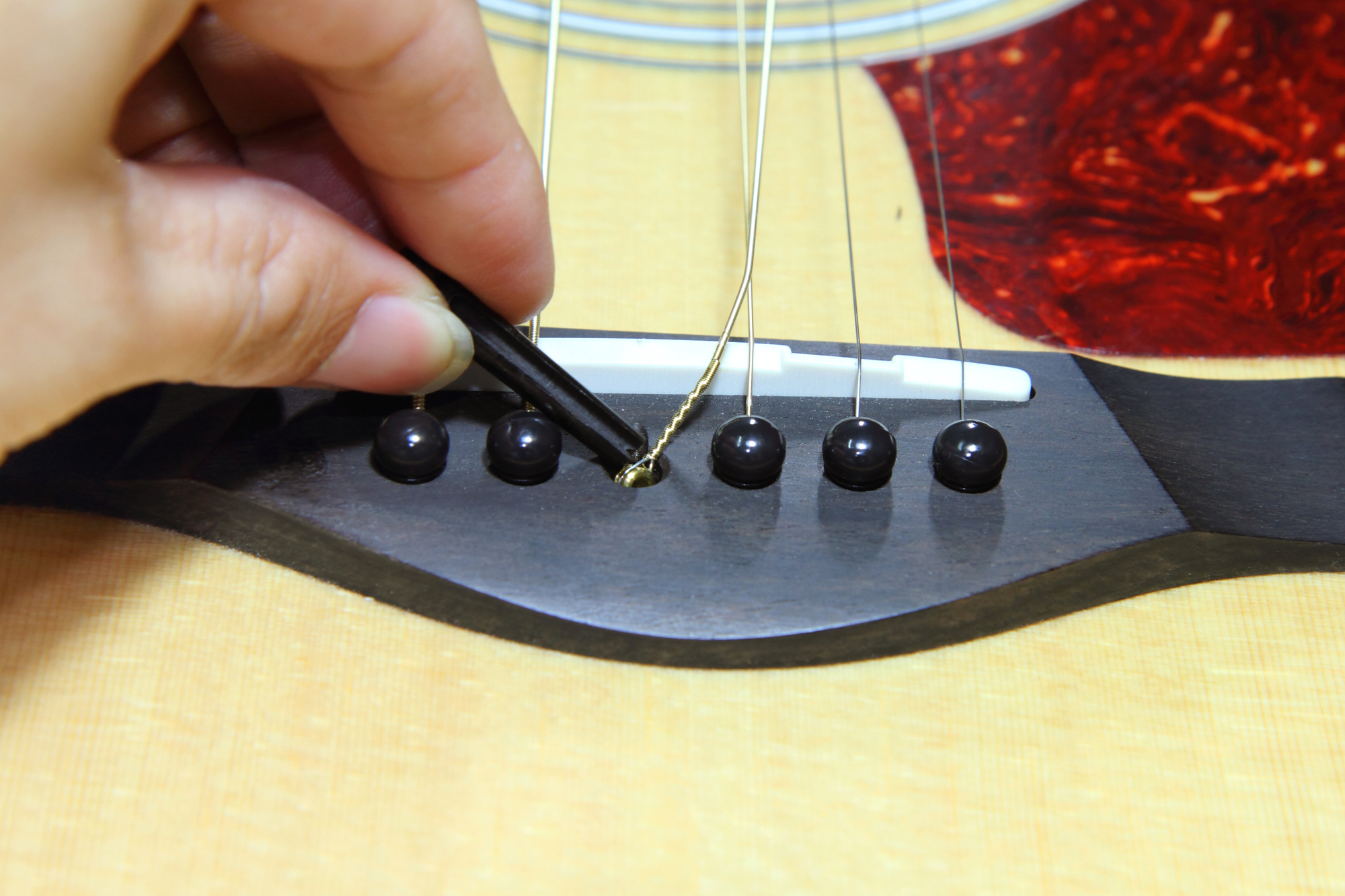 The Definitive Guide To Changing Guitar Strings Liberty Park Music