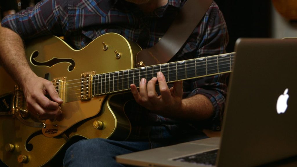 guitar, laptop, elearning