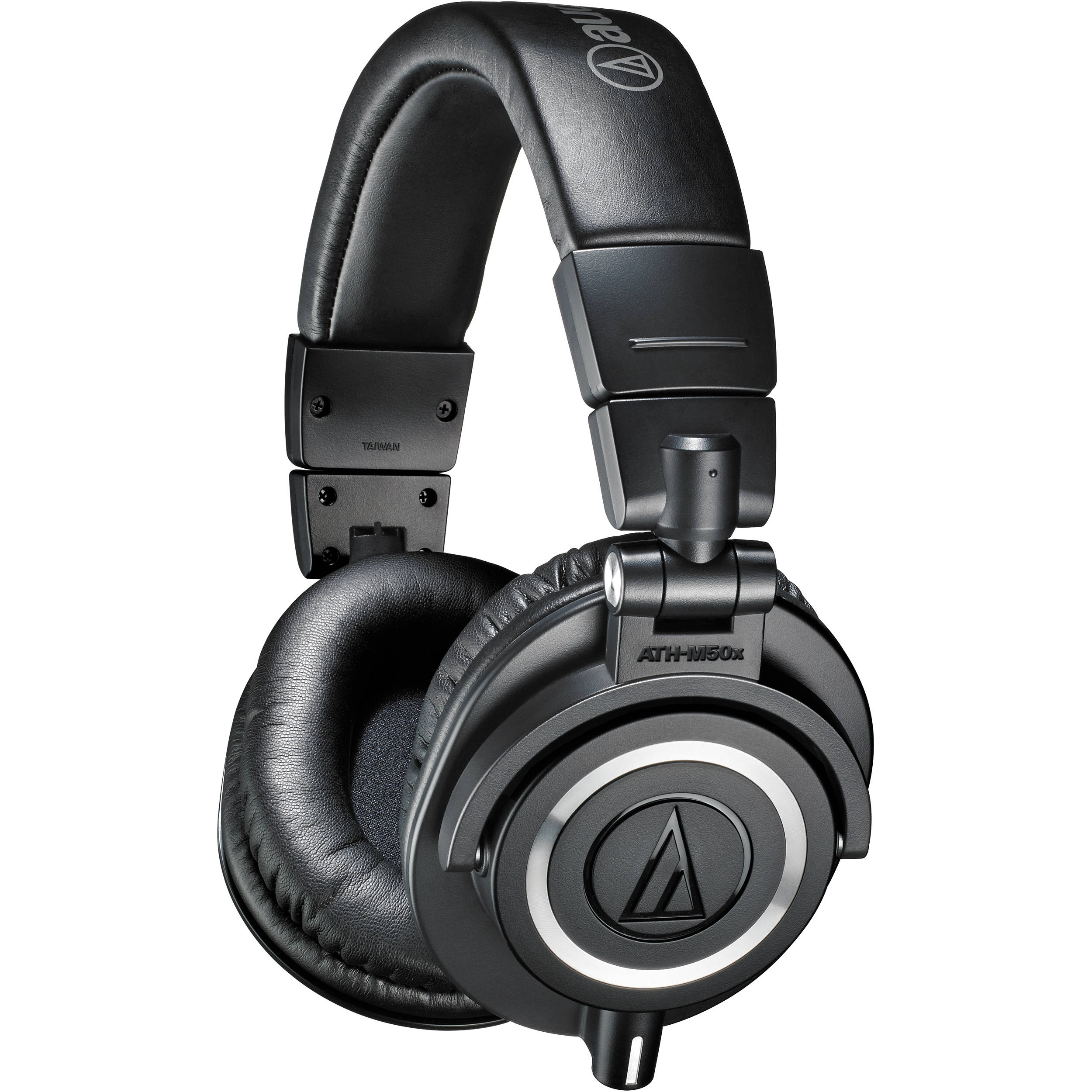 audio_technica_ath_m50x_closed_back_professional_studio_1024222 piano gift guide